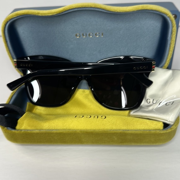 GUCCI Grey Gradient Butterfly Ladies Sunglasses GG0459S 001 54 - Picture 13 of 16